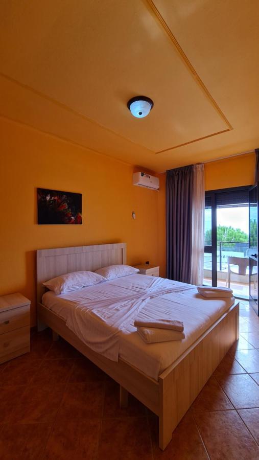 Heming-Way Hotel ดูร์เรส ภายนอก รูปภาพ